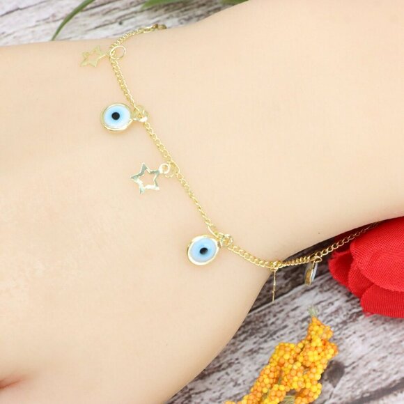 "Trendy Bracelet for Girls & Women – Cute, Adjustable & Gift-Ready | MLCRC1050 - Picture 1 of 10